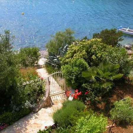 아파트 Villa Adriana Luxury Seashore Apartments *