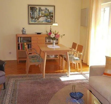 Villa Adriana Luxury Seashore Apartments 아파트 *